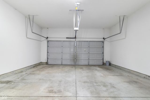2327 N College Avenue, Indianapolis, IN 46205