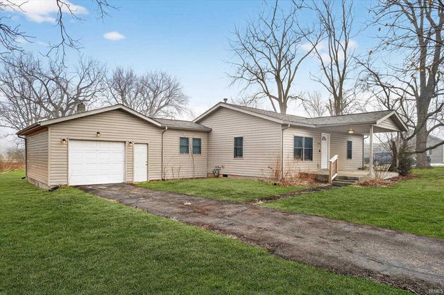 2204 E Cornell Avenue, Muncie, IN 47303