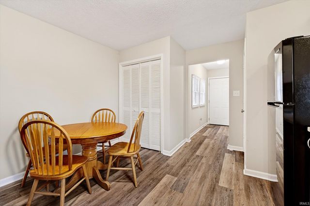 2204 E Cornell Avenue, Muncie, IN 47303