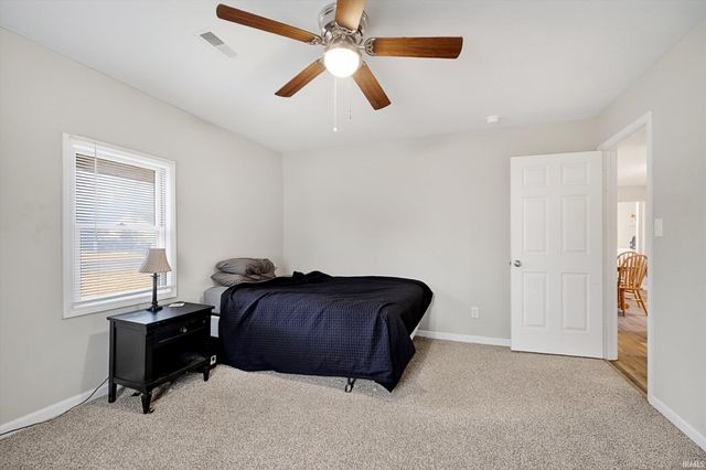 2204 E Cornell Avenue, Muncie, IN 47303