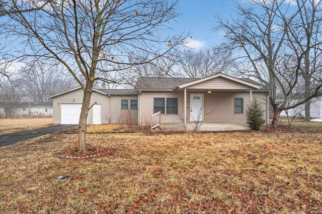 2204 E Cornell Avenue, Muncie, IN 47303