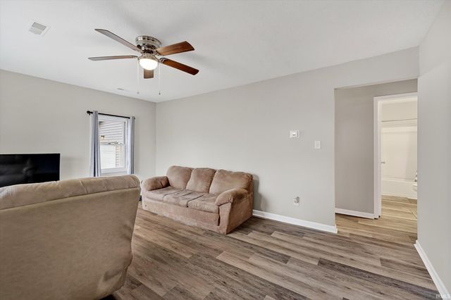 2204 E Cornell Avenue, Muncie, IN 47303