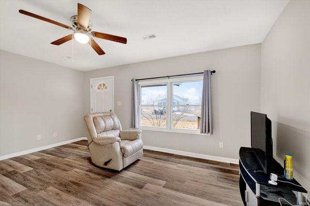 2204 E Cornell Avenue, Muncie, IN 47303