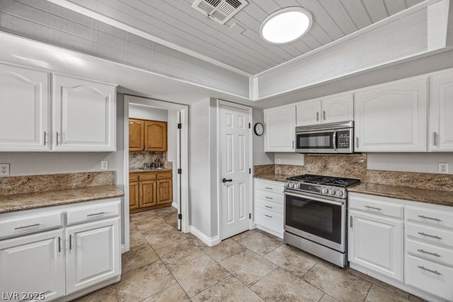 251 West Laval Drive, Henderson, NV 89015