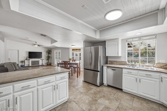 251 West Laval Drive, Henderson, NV 89015