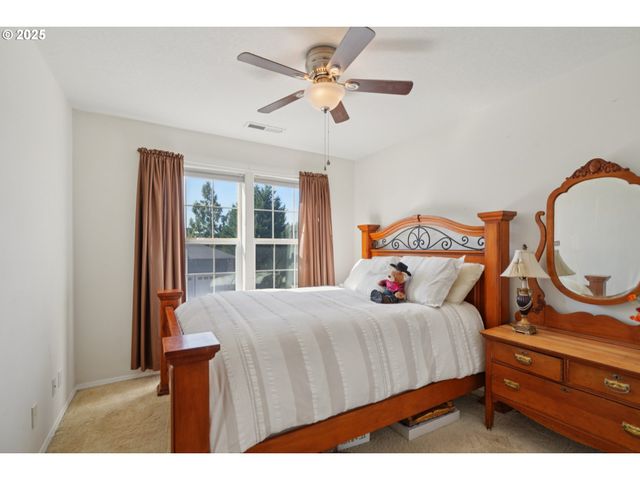 968 EISENHOWER Dr Nw, Salem, OR 97304