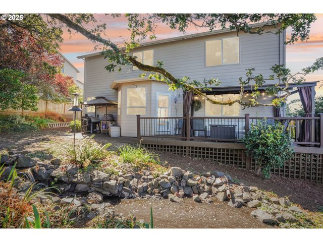 968 EISENHOWER Dr Nw, Salem, OR 97304