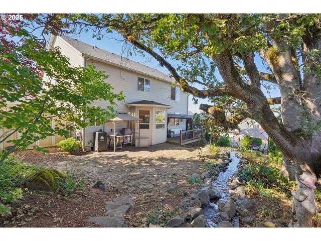 968 EISENHOWER Dr Nw, Salem, OR 97304