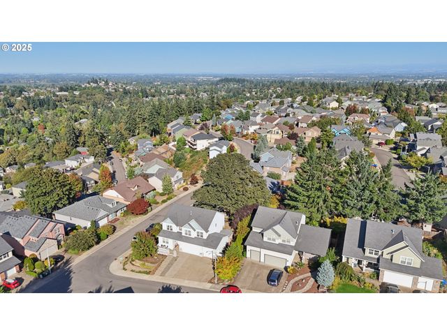 968 EISENHOWER Dr Nw, Salem, OR 97304