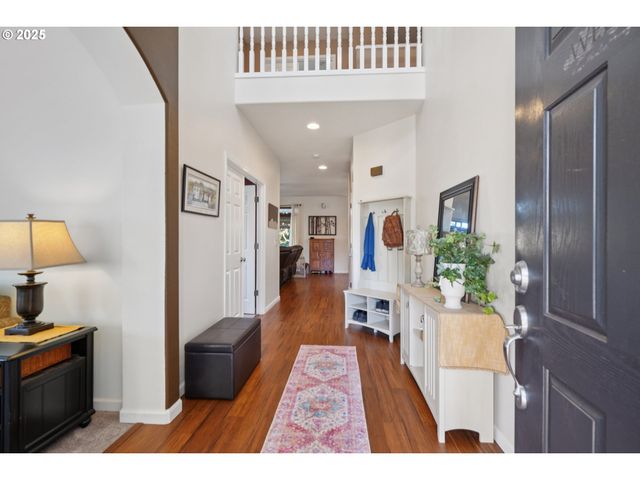 968 EISENHOWER Dr Nw, Salem, OR 97304