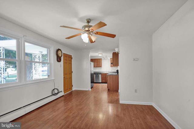 3215 PRICETOWN RD, Fleetwood, PA 19522