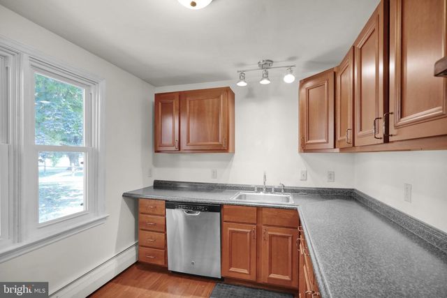 3215 PRICETOWN RD, Fleetwood, PA 19522
