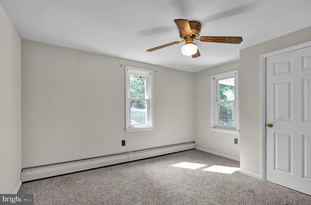 3215 PRICETOWN RD, Fleetwood, PA 19522
