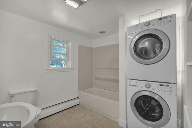 3215 PRICETOWN RD, Fleetwood, PA 19522