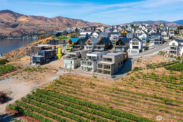 1307 Dragonfly Court, Chelan, WA 98816