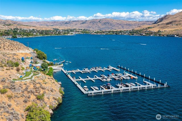 1307 Dragonfly Court, Chelan, WA 98816
