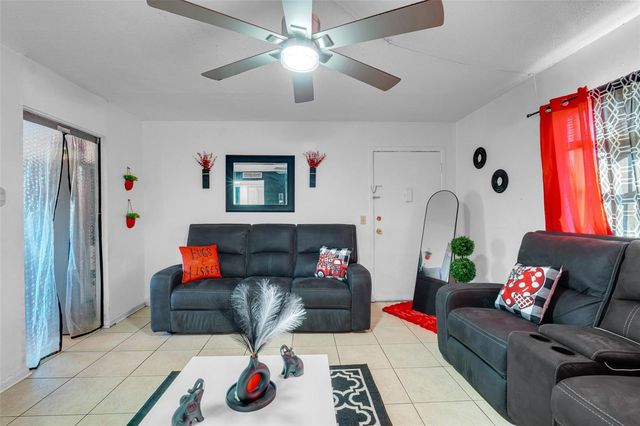 1605 W OAK RIDGE ROAD Unit A, Orlando, FL 32809