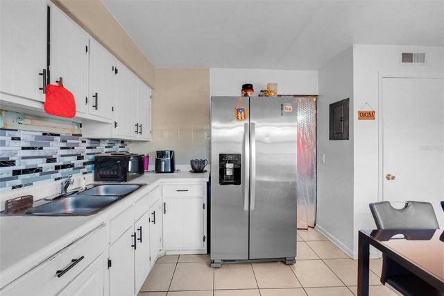 1605 W OAK RIDGE ROAD Unit A, Orlando, FL 32809