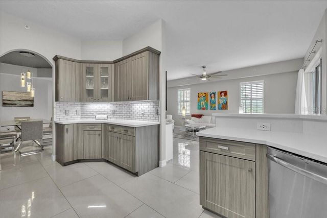 129 BREAKERS COURT 121, Punta Gorda, FL 33950