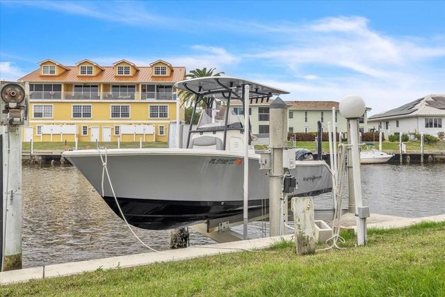 129 BREAKERS COURT 121, Punta Gorda, FL 33950