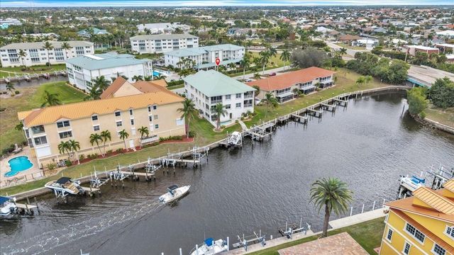 129 BREAKERS COURT 121, Punta Gorda, FL 33950