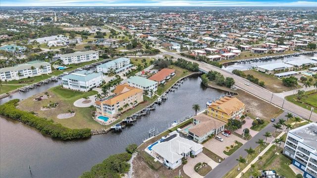 129 BREAKERS COURT 121, Punta Gorda, FL 33950