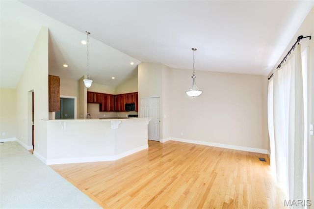 1304 Legacy Pointe Lane, Fenton, MO 63026