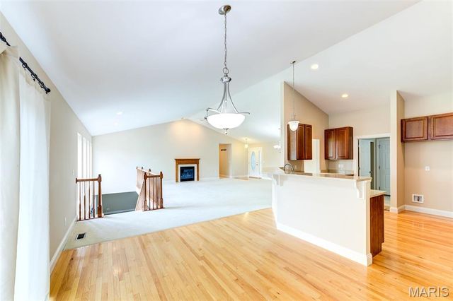 1304 Legacy Pointe Lane, Fenton, MO 63026