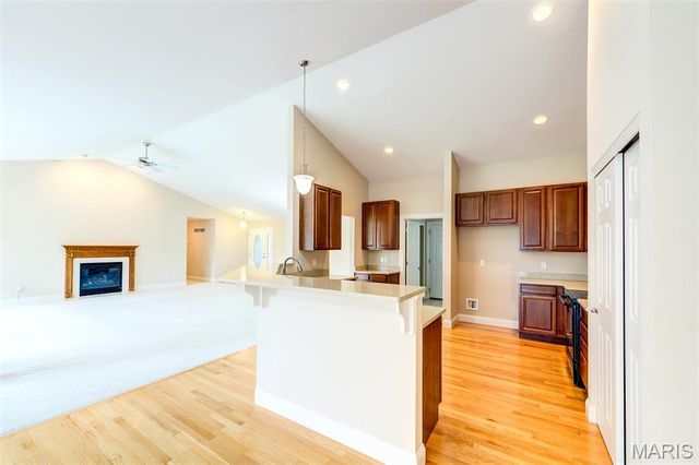 1304 Legacy Pointe Lane, Fenton, MO 63026