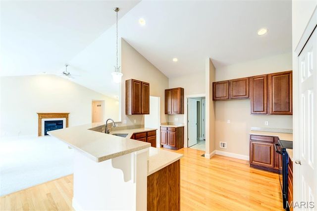 1304 Legacy Pointe Lane, Fenton, MO 63026