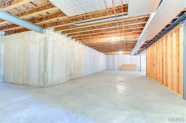 1304 Legacy Pointe Lane, Fenton, MO 63026