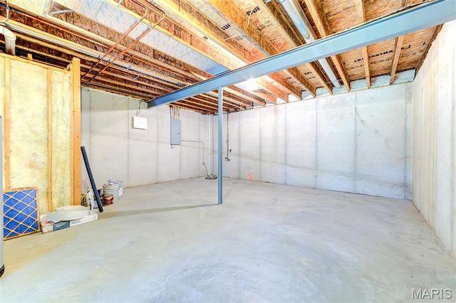 1304 Legacy Pointe Lane, Fenton, MO 63026