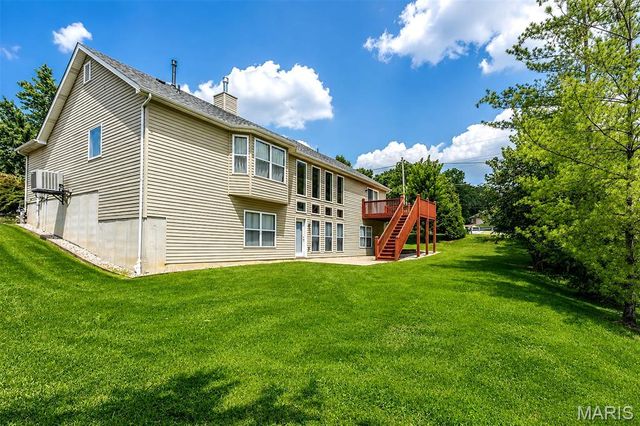 1304 Legacy Pointe Lane, Fenton, MO 63026