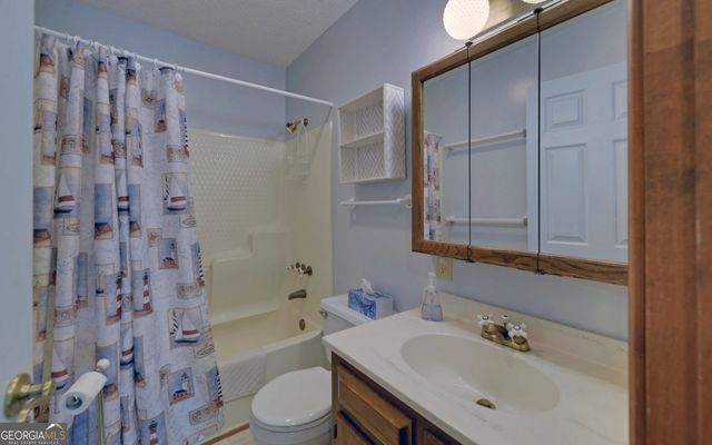 371 Shorewood Circle, Toccoa, GA 30577