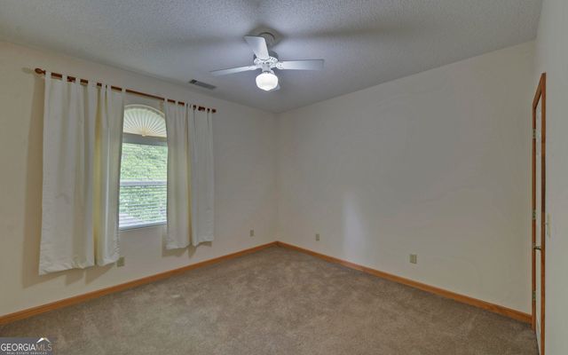 371 Shorewood Circle, Toccoa, GA 30577
