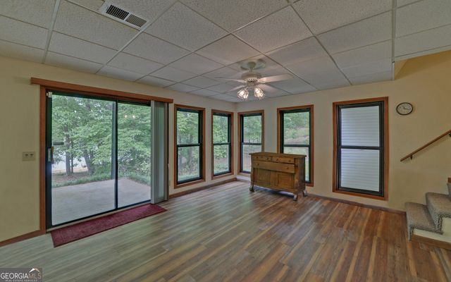371 Shorewood Circle, Toccoa, GA 30577