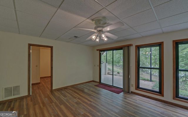 371 Shorewood Circle, Toccoa, GA 30577