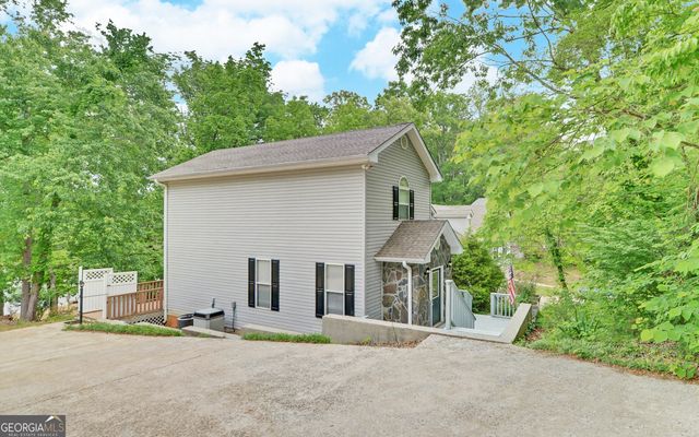 371 Shorewood Circle, Toccoa, GA 30577