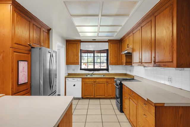 6501 Koki Ln, El Dorado, CA 95623