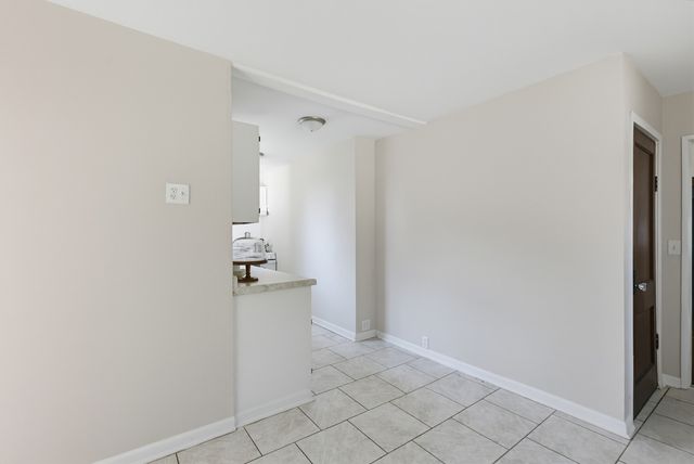 810 W 14th Street, Davenport, IA 52804