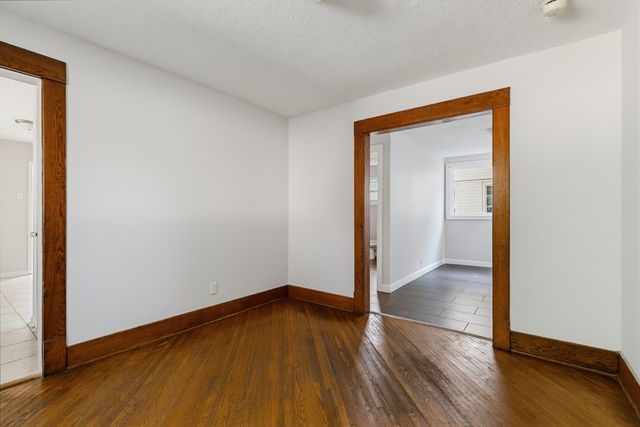 810 W 14th Street, Davenport, IA 52804