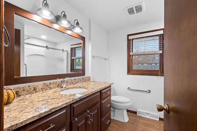 526 LORRAINE LANE, Green Bay, WI 54311