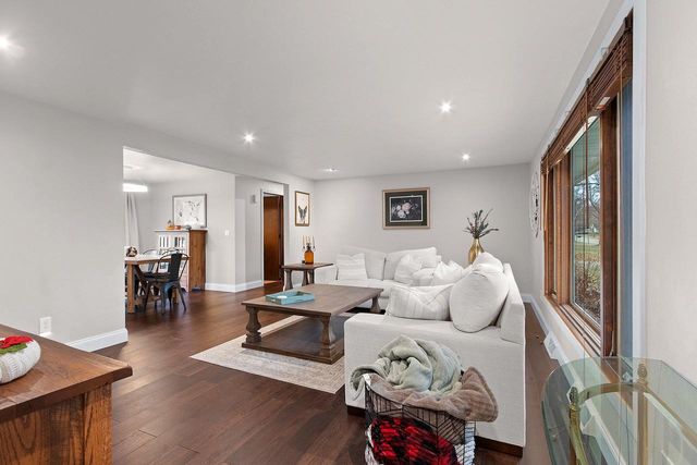 526 LORRAINE LANE, Green Bay, WI 54311