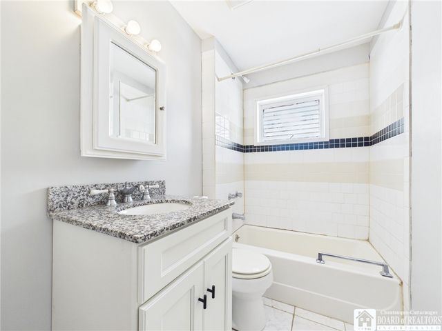 90 Heath Street, Buffalo, NY 14214