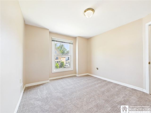 90 Heath Street, Buffalo, NY 14214