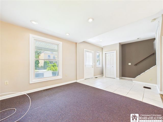90 Heath Street, Buffalo, NY 14214