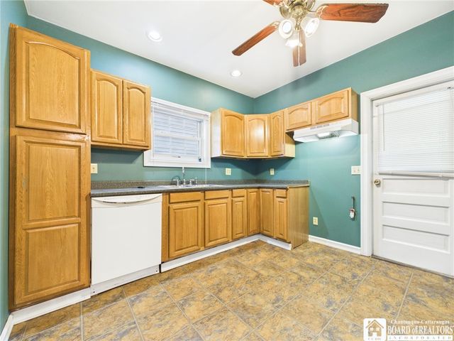 90 Heath Street, Buffalo, NY 14214