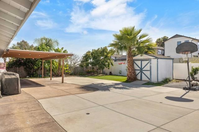 736 Granada Drive, Vista, CA 92083