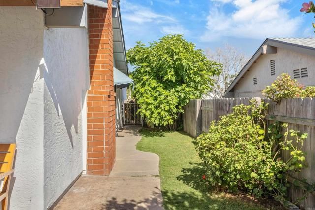 736 Granada Drive, Vista, CA 92083