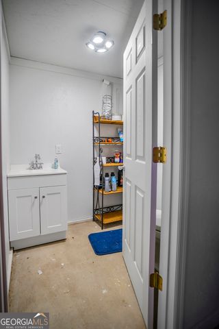 1176 E Highway 57, Twin City, GA 30471